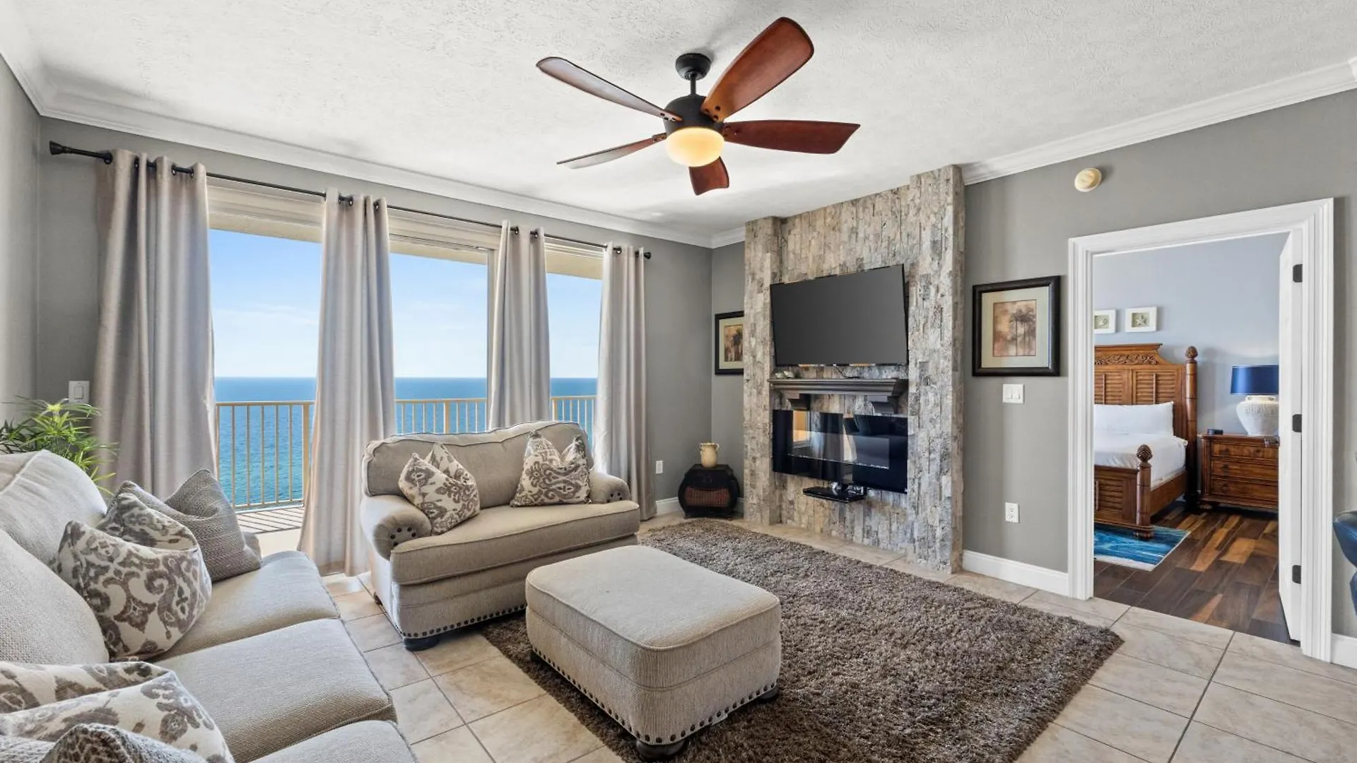 Holiday home Treasure Island #1203 By Book That Condo Panama City Beach