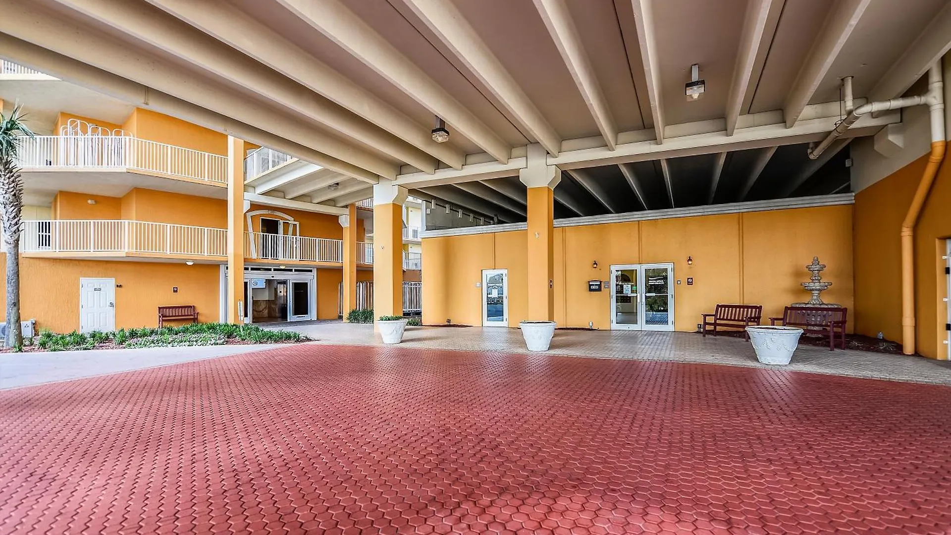 Holiday home Treasure Island #1203 By Book That Condo Panama City Beach
